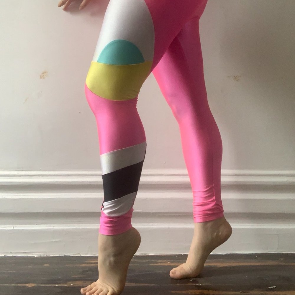 Fabulous Face Geometry Leggings
